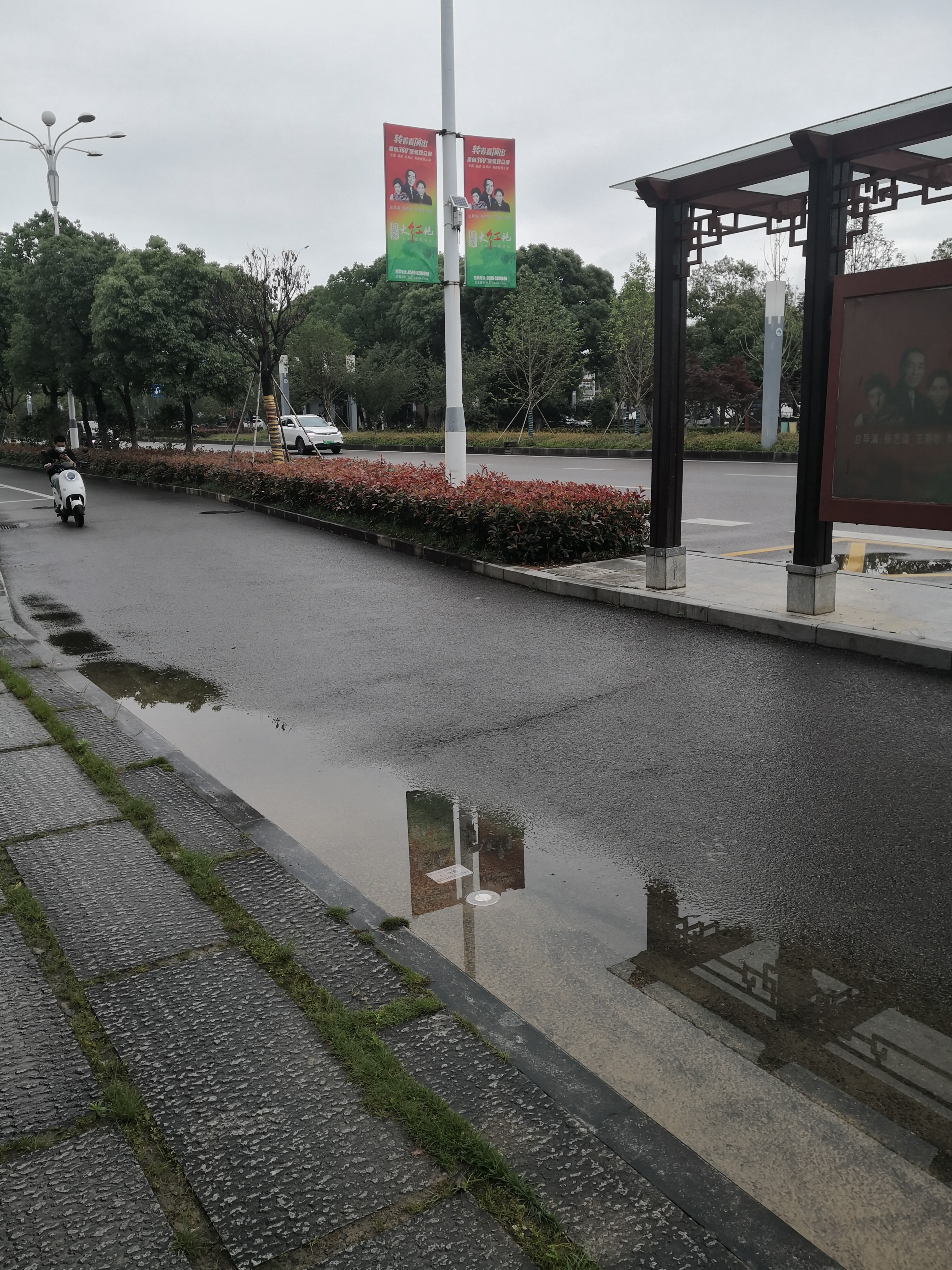 地埋式积水监测仪在智慧公路上应用原文图片